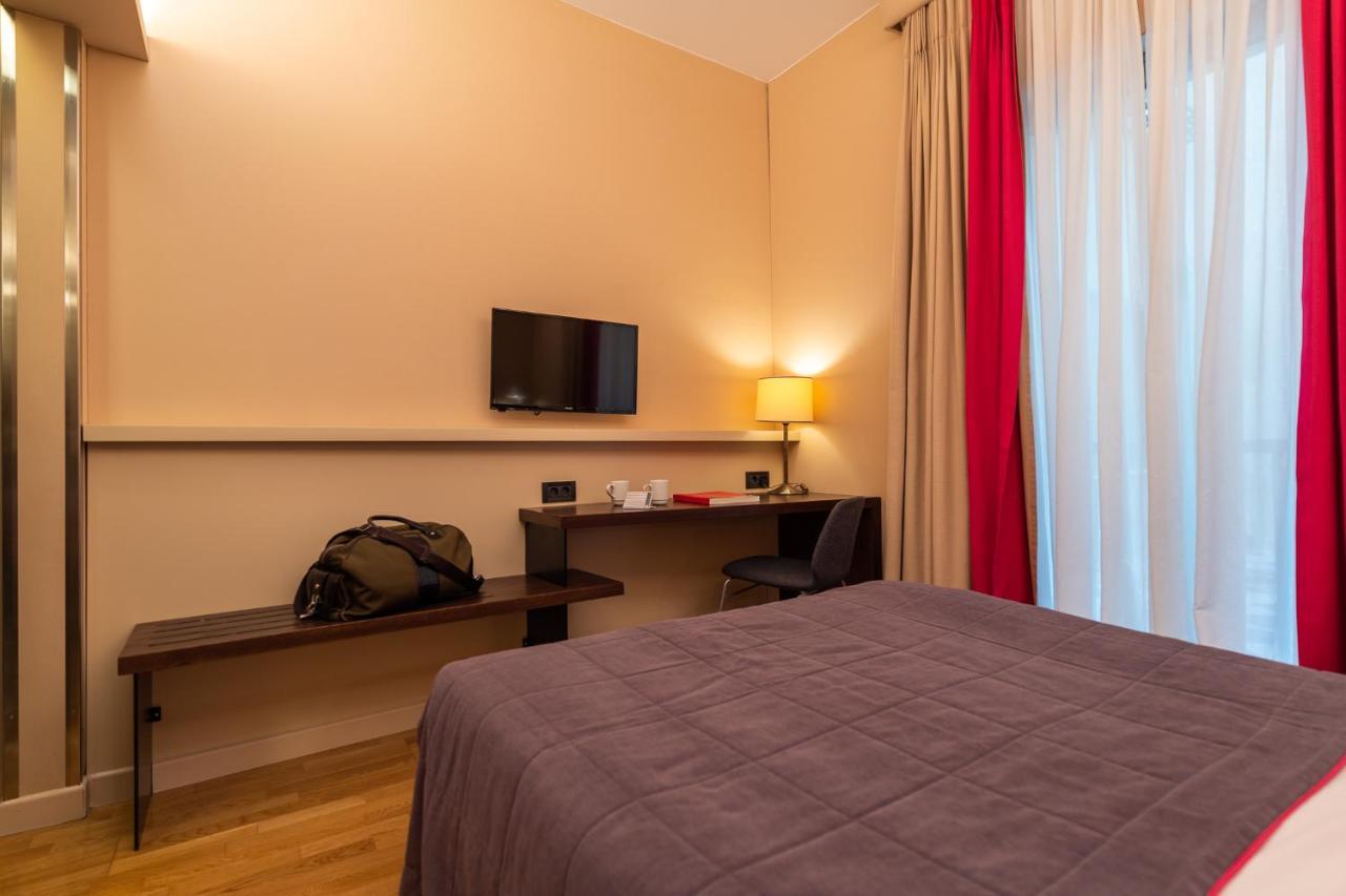 Budget Double Room,1293043204:JPEG