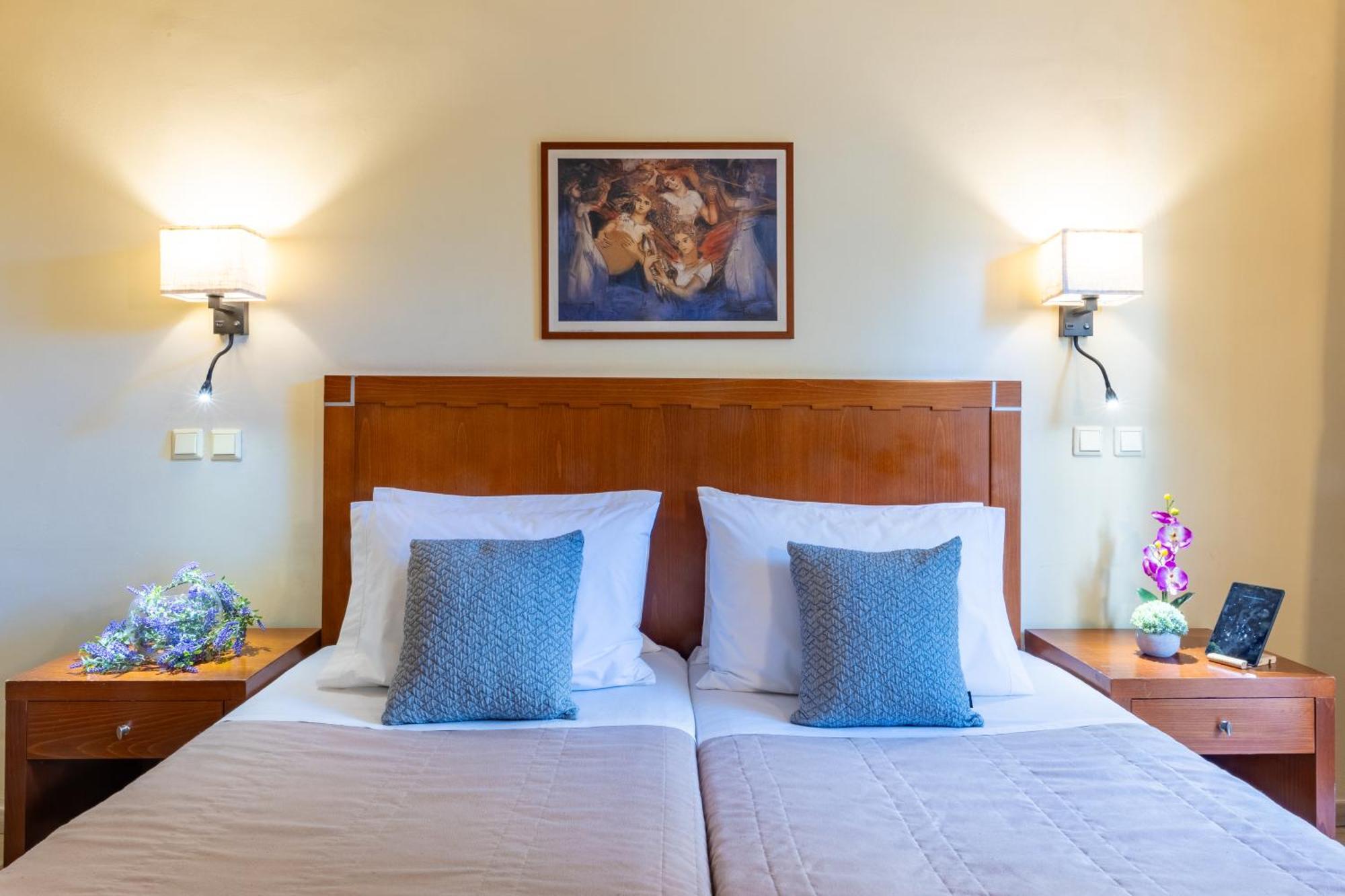 2 Double/Twin Rooms with Interconnecting Door,1598410416:JPEG