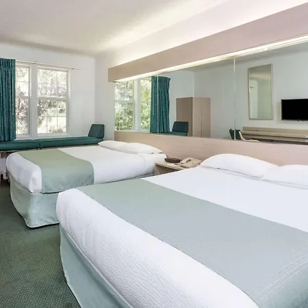 Microtel Inn By Wyndham Athens-3