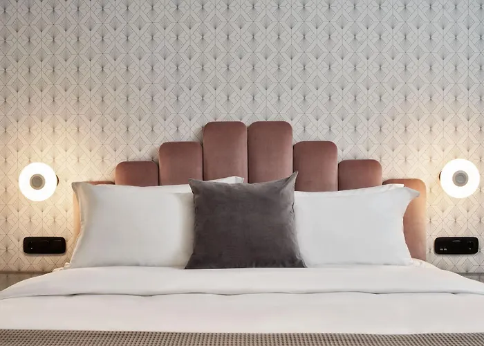 Perros hoteles Athens4