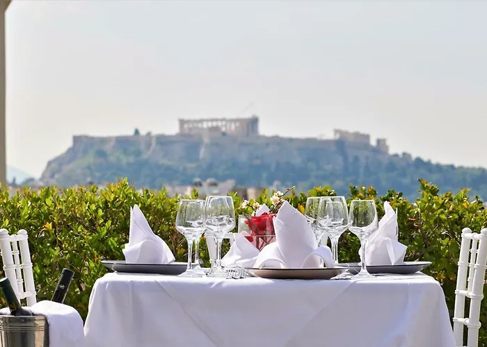 Romantic hotel: Crystal City Hotel